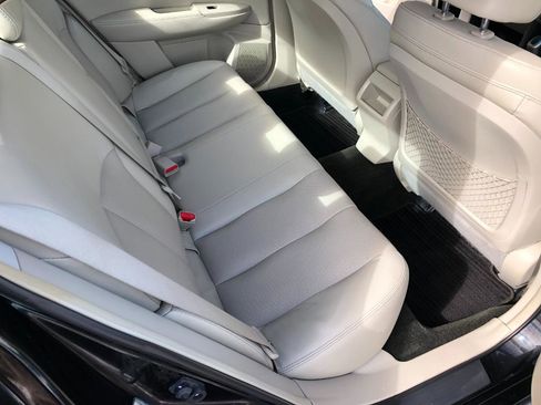 Used 2012 Subaru Legacy 3.6R Limited image 28