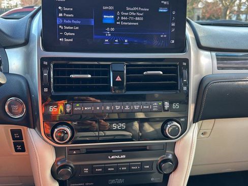 Used 2022 Lexus GX 460 Premium w/ Premium Plus Package AWD/4WD image 12