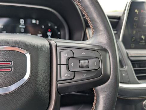 Used 2023 GMC Yukon AT4 AWD/4WD image 16