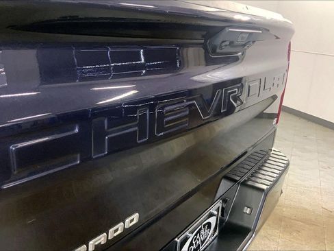 Used 2024 Chevrolet Silverado 1500 LT AWD/4WD image 29