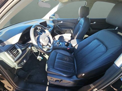 Used 2020 Audi Q5 e Premium Plus w/ Premium Plus Package image 13