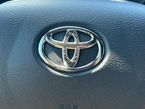 Certified 2023 Toyota Tacoma TRD Off-Road AWD/4WD image 37