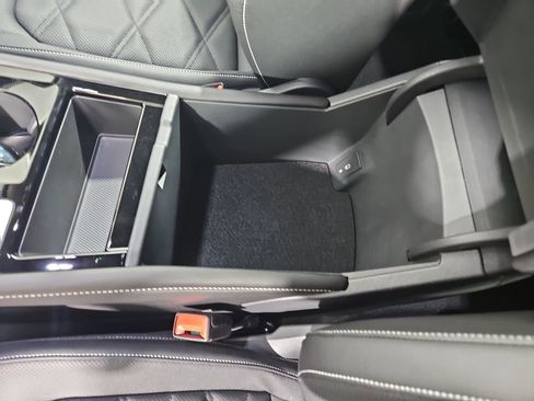 New 2026 Volkswagen Atlas SE image 24