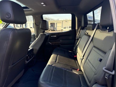 Used 2021 GMC Sierra 1500 Denali w/ Denali Ultimate Package image 36