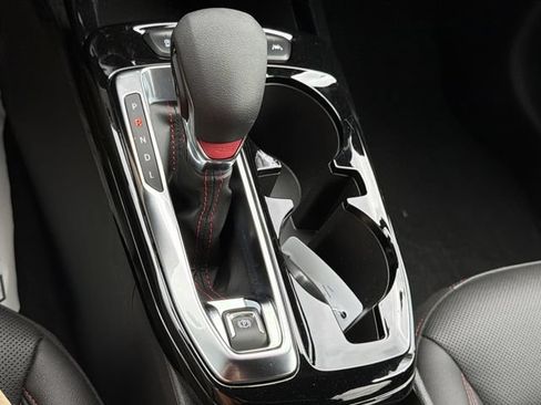 Certified 2025 Chevrolet Trax RS w/ Driver Confidence Package FWD image 27