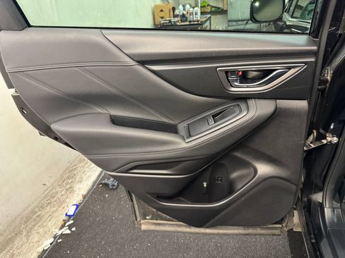 Used 2020 Subaru Forester Limited AWD/4WD image 16