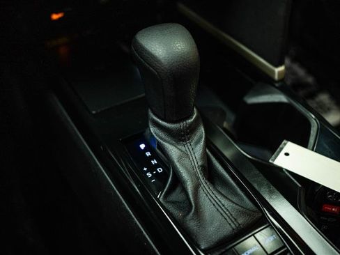 Used 2025 Toyota Camry LE image 18