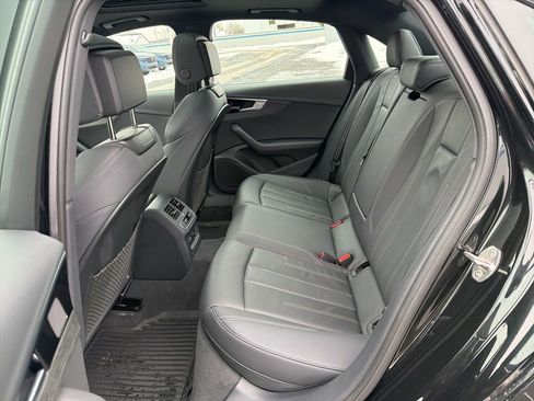 Used 2025 Audi A4 2.0T Premium w/ Convenience Package image 20