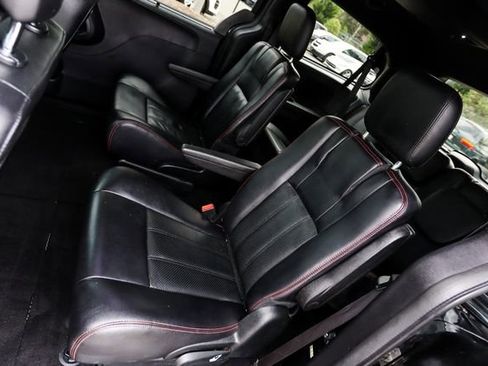 Used 2019 Dodge Grand Caravan GT FWD image 35