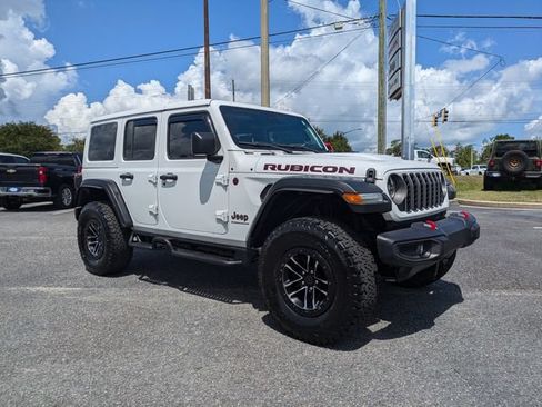 Used 2024 Jeep Wrangler Unlimited Rubicon w/ XTREMEE 35" Tire Package AWD/4WD image 2