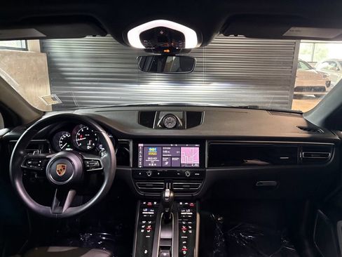 Used 2023 Porsche Macan Turbo AWD/4WD image 15