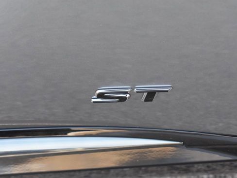 Used 2025 Buick Envision Sport Touring image 14