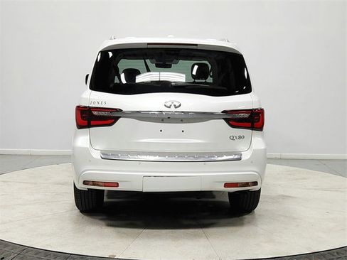 Used 2023 INFINITI QX80 Luxe w/ Cargo Package image 6