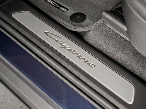 New 2026 Porsche Cayenne image 14