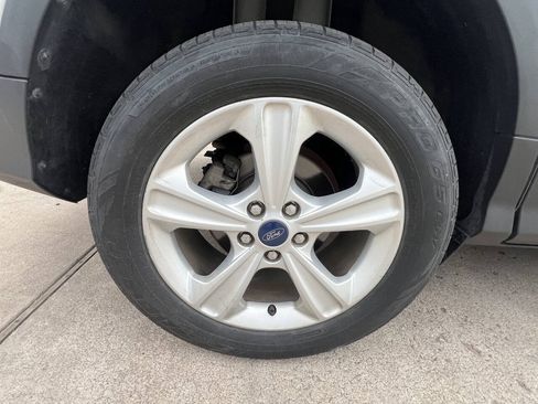 Used 2015 Ford Escape SE AWD/4WD image 9