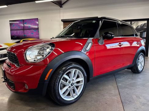 Used 2014 MINI Cooper Countryman S image 2