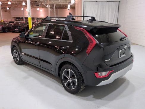 Certified 2024 Kia Niro LX FWD image 5