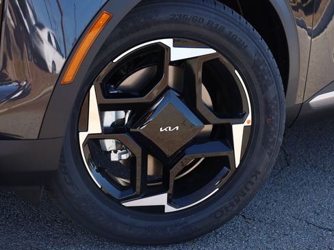 New 2026 Kia Sportage EX image 16