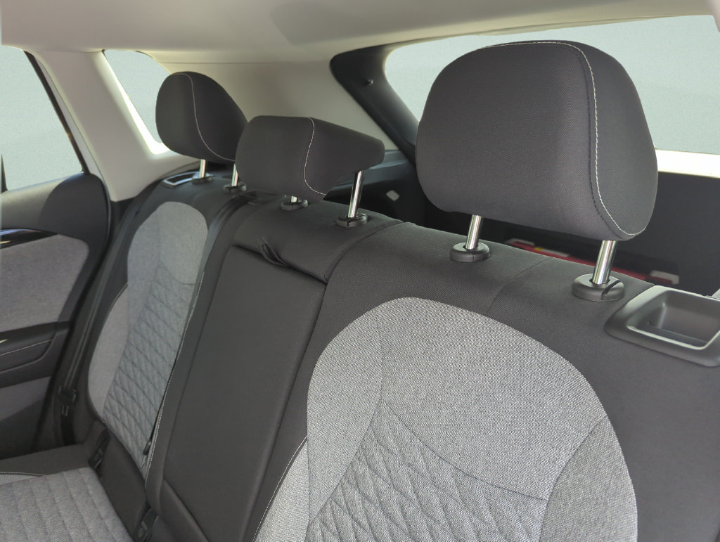 Used 2025 Volkswagen Tiguan S FWD image 29