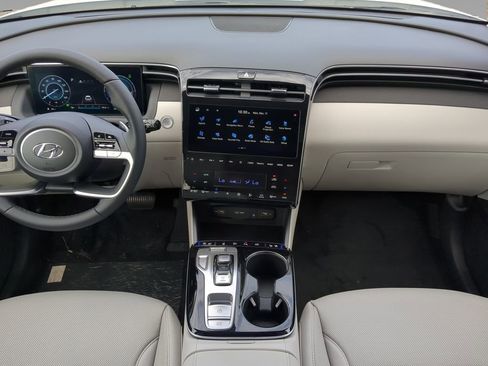 Used 2024 Hyundai Tucson Limited image 25