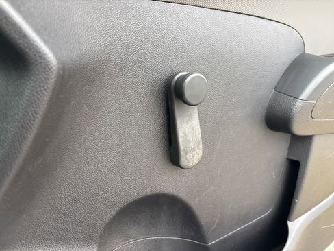 Used 2016 Chevrolet Sonic LS image 16