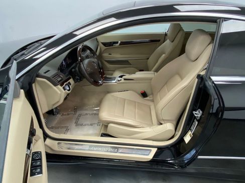 Used 2011 Mercedes-Benz E 550 Coupe w/ Premium 2 Pkg image 20