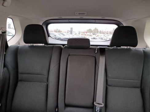 Used 2023 Nissan Rogue S image 13