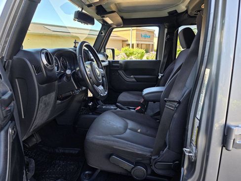 Used 2014 Jeep Wrangler Unlimited Sport w/ Quick Order Package 24S image 10