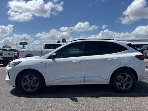 Used 2023 Ford Escape ST-Line w/ Equipment Group 301A FWD image 2