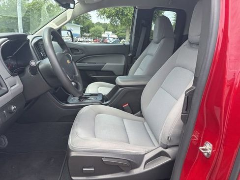 Used 2021 Chevrolet Colorado W/T w/ WT Convenience Package RWD image 20
