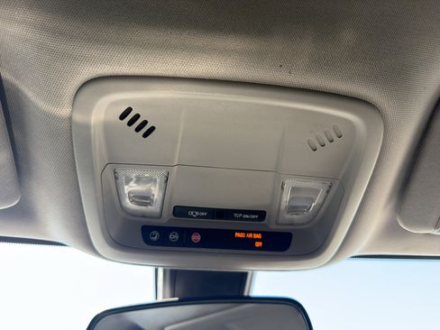 Used 2019 Chevrolet Malibu LT image 10