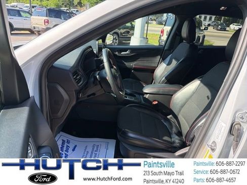 Used 2025 Ford Escape ST-Line AWD/4WD image 9