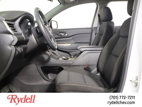 Used 2023 GMC Acadia SLE w/ Driver Convenience Package image 25