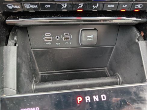 Used 2023 Jeep Grand Cherokee Limited AWD/4WD image 27
