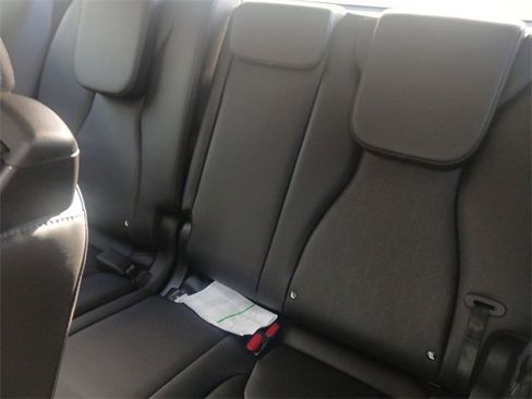 New 2026 Kia Carnival LXS image 23