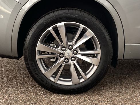 Used 2025 Cadillac XT6 Premium Luxury image 9