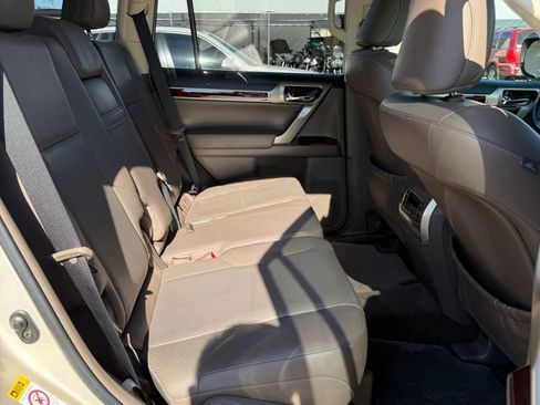 Used 2010 Lexus GX 460 image 26