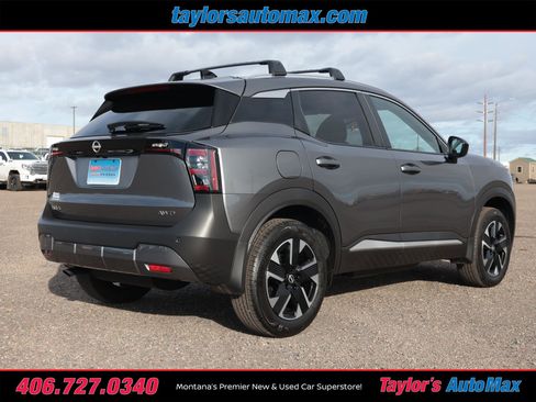 New 2026 Nissan Kicks SV w/ SV Premium Package AWD/4WD image 4