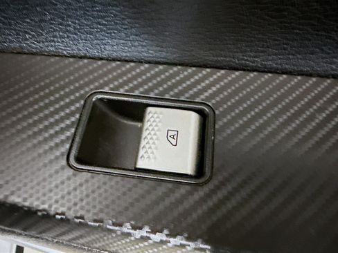 Used 2022 Mitsubishi Outlander SE image 31