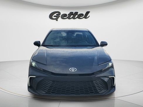 Used 2026 Toyota Camry SE w/ Convenience Package FWD image 2