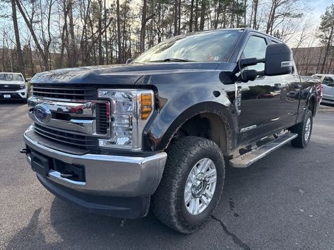 Used 2019 Ford F250 XL w/ STX Appearance Package image 1