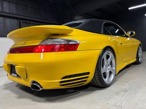 Used 2004 Porsche 911 Carrera 4S AWD/4WD image 15