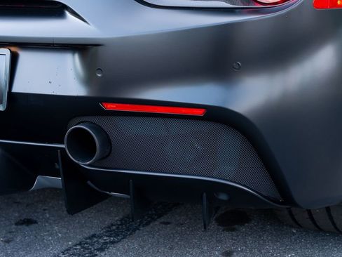 Used 2018 Ferrari 488 Spider RWD image 14