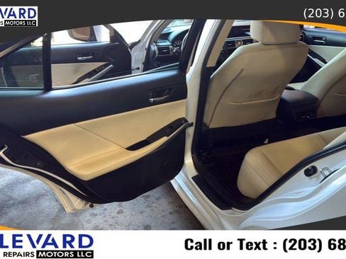Used 2016 Lexus IS 300 AWD w/ Navigation System Package image 28