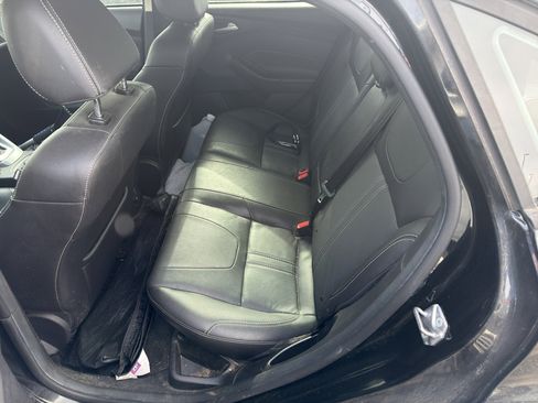 Used 2014 Ford Focus SE w/ Equipment Group 201A image 6