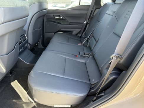 New 2026 Lexus GX 550 AWD/4WD image 29