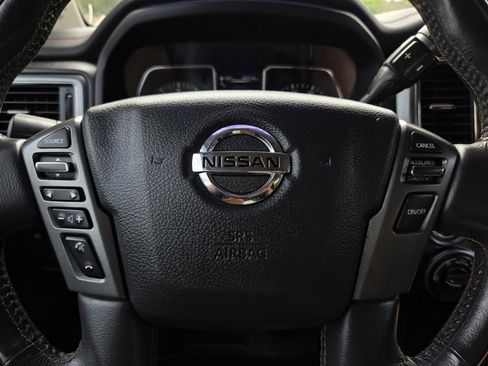 Used 2017 Nissan Titan Platinum Reserve AWD/4WD image 24