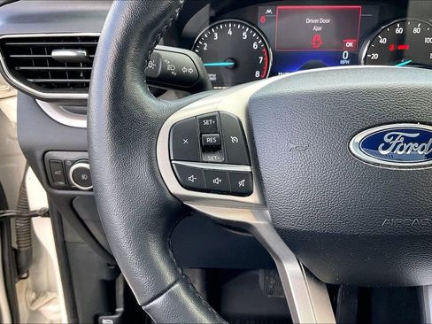 Certified 2023 Ford Explorer XLT w/ Equipment Group 202A image 15