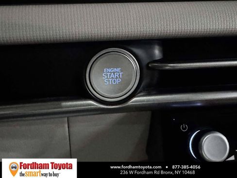 Used 2025 Hyundai Tucson SEL AWD/4WD image 24