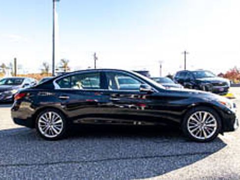Used 2021 INFINITI Q50 Luxe image 7